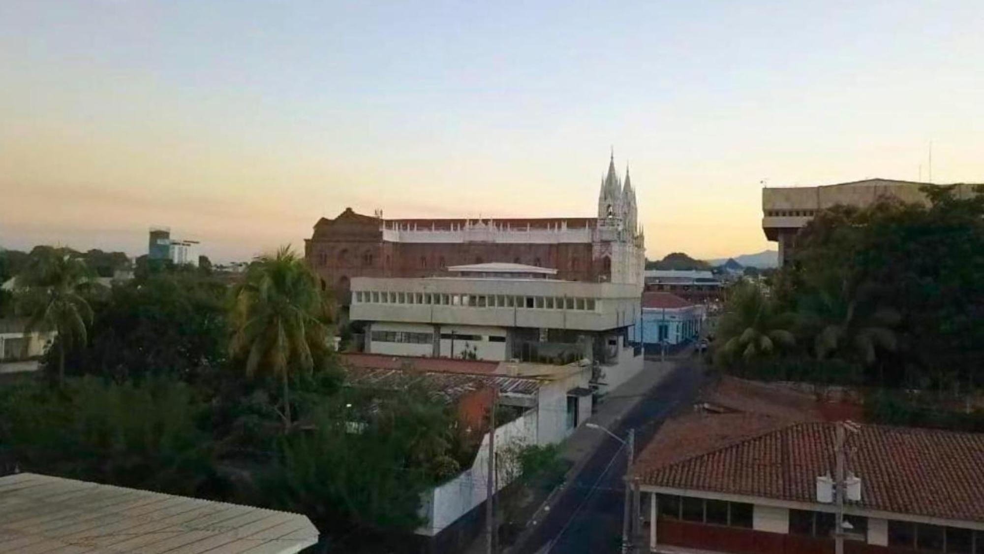 Casa Central De Santa Ana Exterior photo